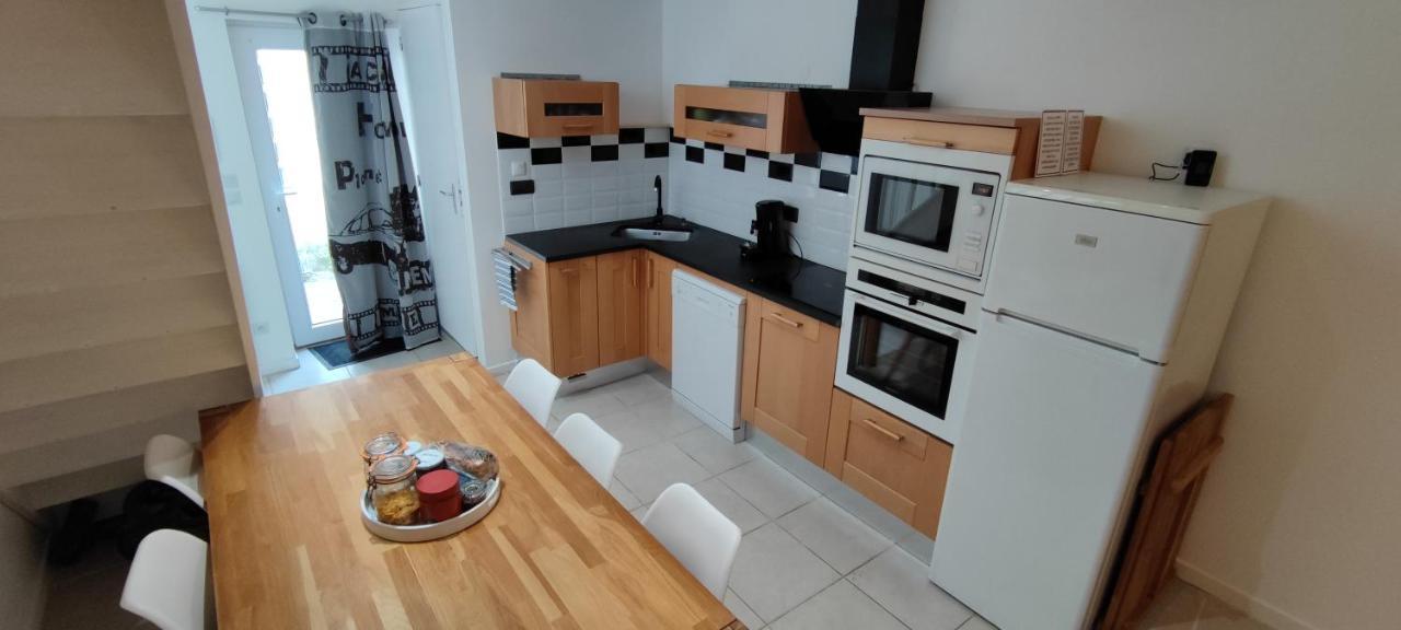 Chaleureuse Petite Maison De Bourg Beaumont-sur-Sarthe 외부 사진